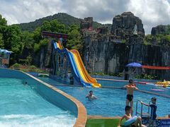 -贞山宾馆水上乐园