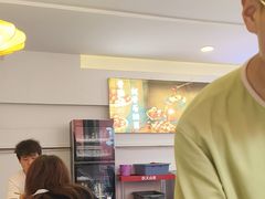 -毛辣果·贵州红酸汤牛肉火锅(西单店)