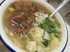 -明记汤揪片子炒面(红山市场特色美食街店)