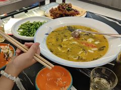 -川流不息·地道川菜·小龙虾(松东路店)