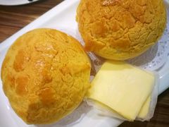 菠萝包-粤港餐厅(禹州商业广场店)