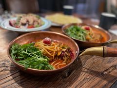 牛肉辣油意面-I HOLIC艾豪丽披萨(KKone店)