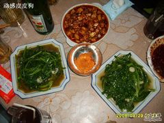 -老钟家烤羊排·敦伊阁清真餐厅胡羊焖饼