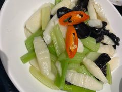 黑木耳炒淮山西芹-闽和南(深圳万象城店)