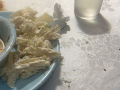 -茸梅路右拐龙虾-农家菜(松江店)