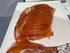 酥不腻烤鸭-小大董·烤鸭(观景餐厅·南京西路店)