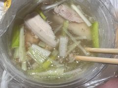 -金卯白肉罩火烧