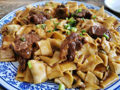 -壹阁胡羊焖饼(特色小吃街店)