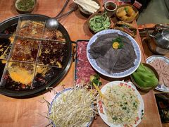 -周小明火锅(黑金冠社区店)