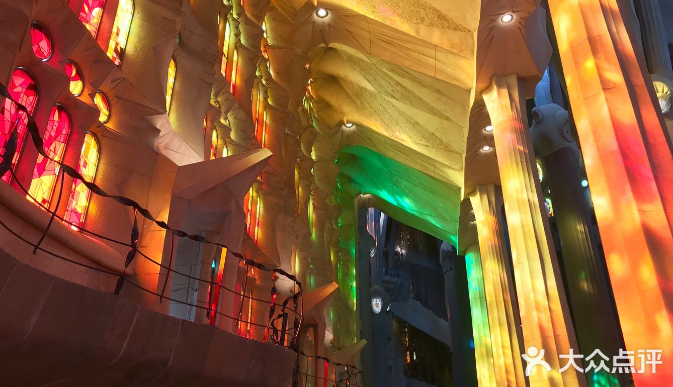 【你好，旅行】遇见巴塞罗那圣家堂