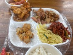 -食里香自助快餐(香槟小镇店)