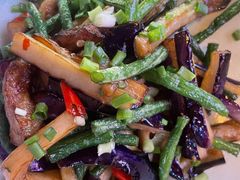 -柴窝堡22号辣子鸡·传承新疆菜