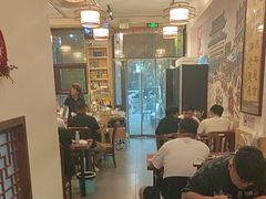 -聚首堂·特色小吃·肘子(什刹海德胜门店)