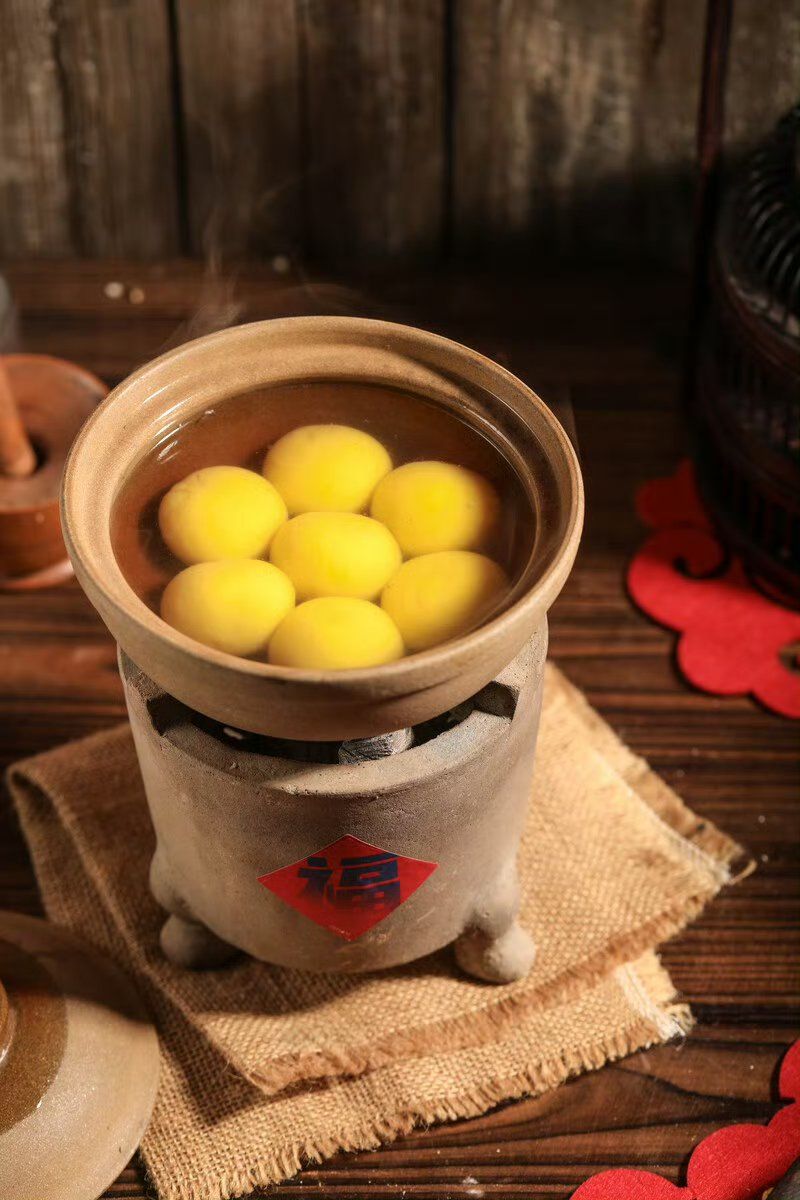 中国文化源远流长,汤圆起源于宋朝,南方叫