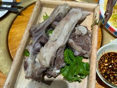 -一群羊手扒肉·火锅·早茶(远东公寓店)