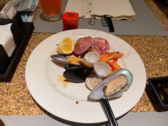 -怡咖啡海鲜自助餐厅(浦东香格里拉店)