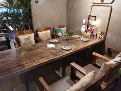 -HIGH FIVE哈福手工汉堡(桂林路店)