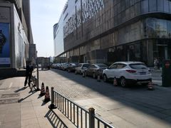 -恒隆广场·停车场