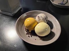 自制意大利冰淇淋冰球-Mercato莫卡多露台餐厅与酒吧(K11店)
