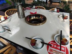-二荆条·城市森林火锅旗舰店