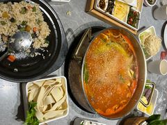 -野山舂·贵州现舂酸汤牛肉(民生路店)