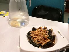 -张大师鸭爪爪特色干锅(南湖店)