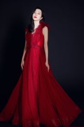 -MANLI BRIDAL婚纱