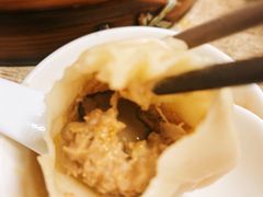 鹅肝蟹粉汤包-曼曼汤包(建国西路店)