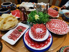 -额尔敦传统涮.冰煮羊火锅(乌兰察布体育场店)
