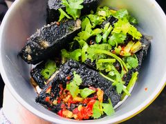 长沙臭豆腐-黑色经典臭豆腐·湖南特产(步行街店)