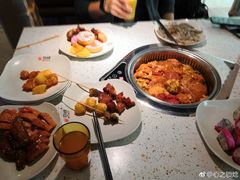 -佰烧海鲜烤肉火锅自助(世茂国际广场店)