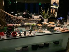 -唐拉雅秀酒店-西锦汇空中BBQ·思创餐厅