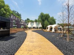 -J Create城市露营咖啡·简餐·宠物(上海动物园店)