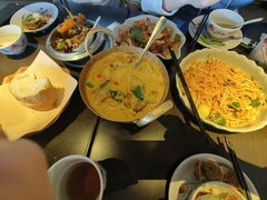 -大头虾越式风味餐厅(光明广场店)