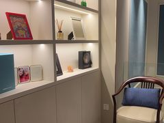 -莱蔻·圣灸堂·推拿艾灸(天山店)