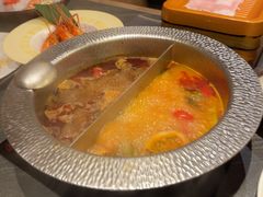 -牛YO寿喜烧·铁板烧和牛火锅自助(市府恒隆店)