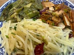 -杨三孃跷脚牛肉(美洲花园店)