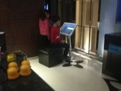 -乐潮汇时尚量贩式KTV(嘉业国际城购物中心店)