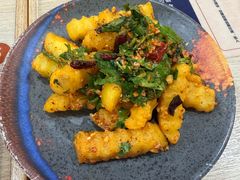 -花馬肆.云南过桥米线(汉神购物广场现场熬汤店)