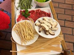 -山城年华老火锅(玉林店)