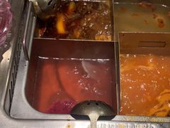 -海底捞火锅(宝龙广场夜宵主题店)