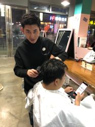 -小左沙龙