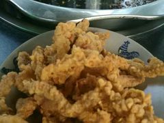 -茅草房·河畔园林火锅