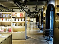 -光海书局(南京东路第一百货店)