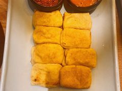 香煎石屏豆腐-云海肴·汽锅鸡·云南代表菜(东坝金隅店)