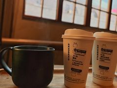 -星巴克臻选(上海今潮8弄店)