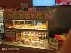 -奈雪的茶(市百一店)