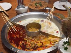 -佬土鹅肠火锅(解放路店)
