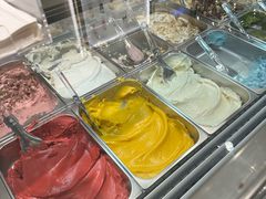 -VENCHI 闻绮(上海佛罗伦萨小镇店)