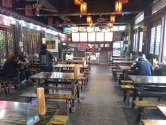 大堂-龙抄手(文殊坊店)
